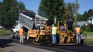 Best Gravel Driveway Installation  in Licking, MO